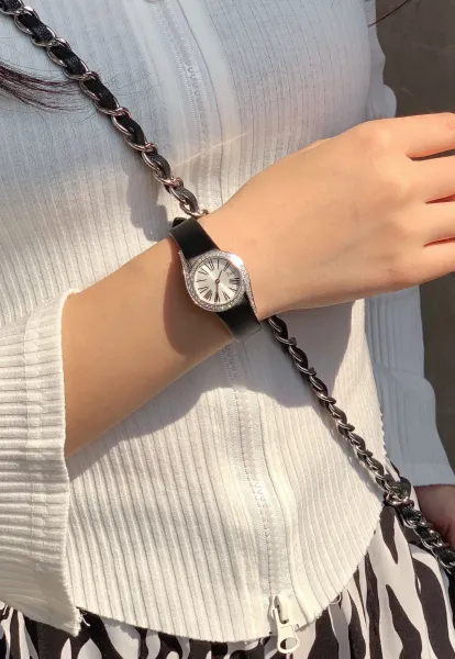 Design Piaget Limelight Gala Rose Gold Diamond-Set Black Leather Watch Watches - 11