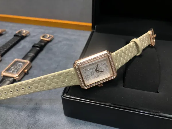 Chanel Boyfriend Watch Black Diamond-Paved Quartz Watch Watches - 31