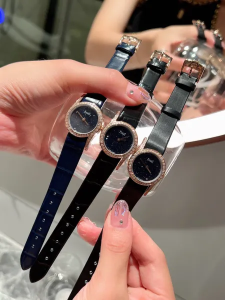 Design Piaget Limelight Gala Rose Gold Diamond-Set Black Leather Watch Watches - 93