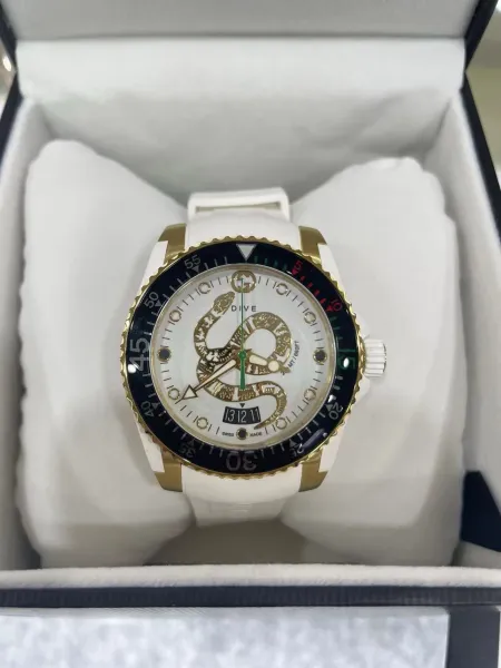 Gucci Dive Snake White Gold Watch Watches - 45