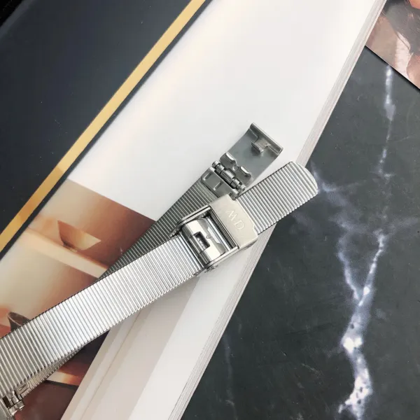 Design Daniel Wellington Square White Silver Watch Watches - 34