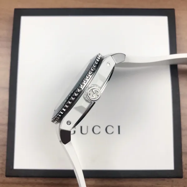 Gucci Dive Snake White Gold Watch Watches - 62