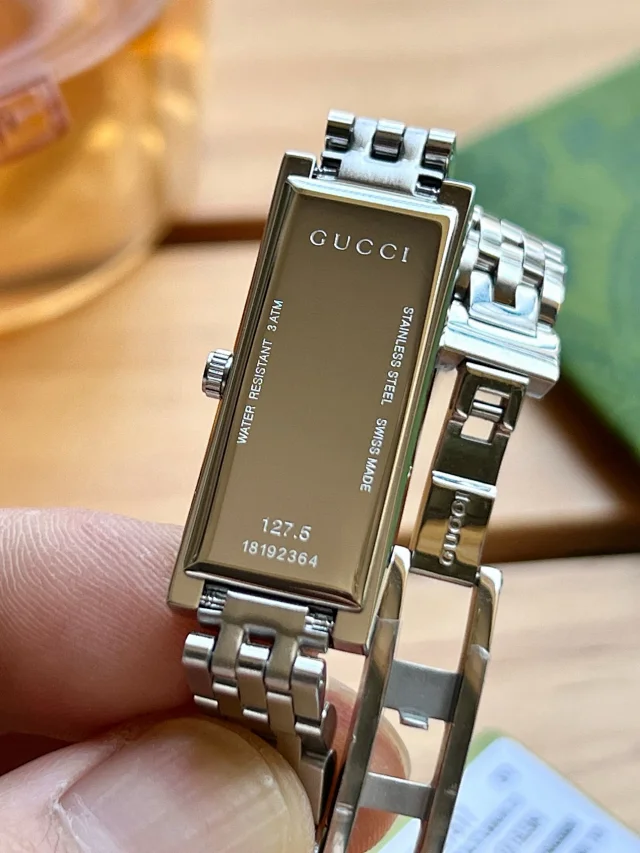 Gucci Watches G-Frame rectangular bracelet watch product detail image 12