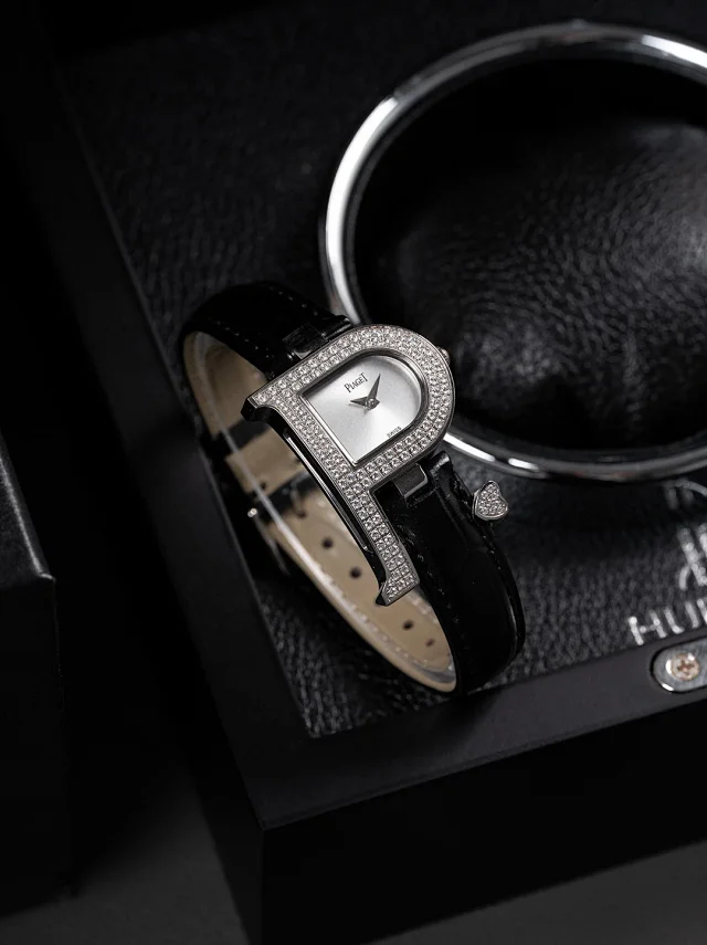 Piaget Watches Crystal-Set D-Shaped Case Watch with Crocodile-Pattern Strap product detail image 12