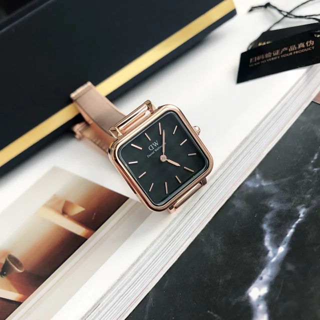 Daniel Wellington Watches Square-case mesh bracelet watch product detail image 17