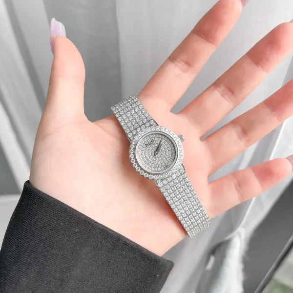 Design Piaget Possession Diamond-Encrusted White Gold Watch Watches - 5