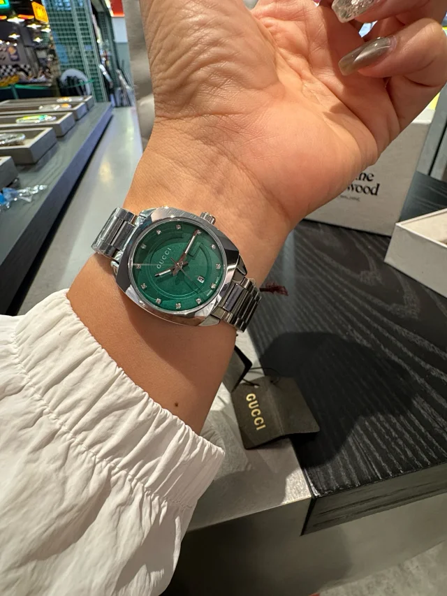 Gucci Watches G-logo dial stainless steel bracelet watch product detail image 45