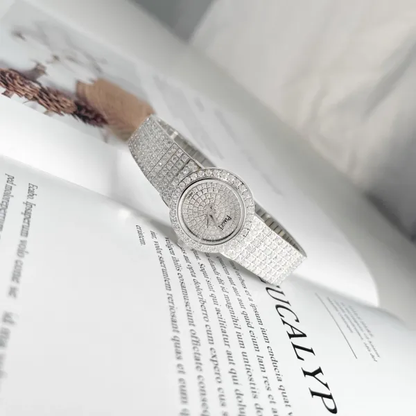 Design Piaget Possession Diamond-Encrusted White Gold Watch Watches - 13