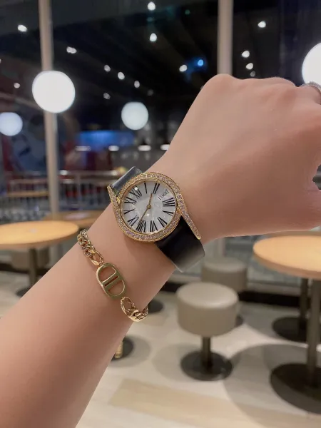 Design Piaget Limelight Gala Rose Gold Diamond-Set Black Leather Watch Watches - 39