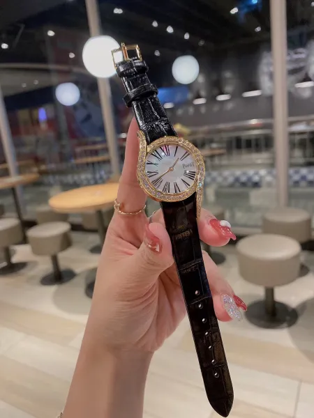 Design Piaget Limelight Gala Rose Gold Diamond-Set Black Leather Watch Watches - 37