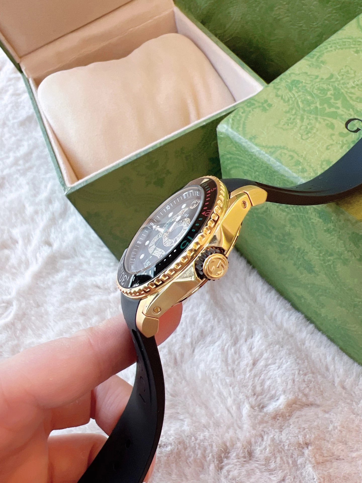 Gucci Dive Snake White Gold Watch Watches - 8