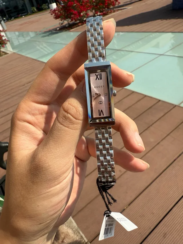 Gucci Watches G-Frame rectangular bracelet watch product detail image 21