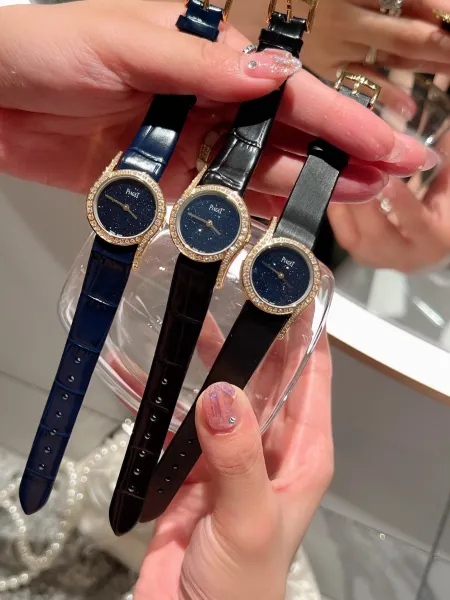 Design Piaget Limelight Gala Rose Gold Diamond-Set Black Leather Watch Watches - 96