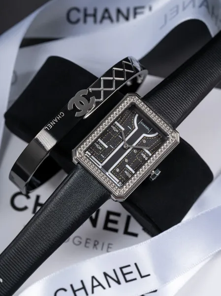 Chanel Mademoiselle Privé Watch Black and Gold Quartz Watch with Leather Strap Watches - 8