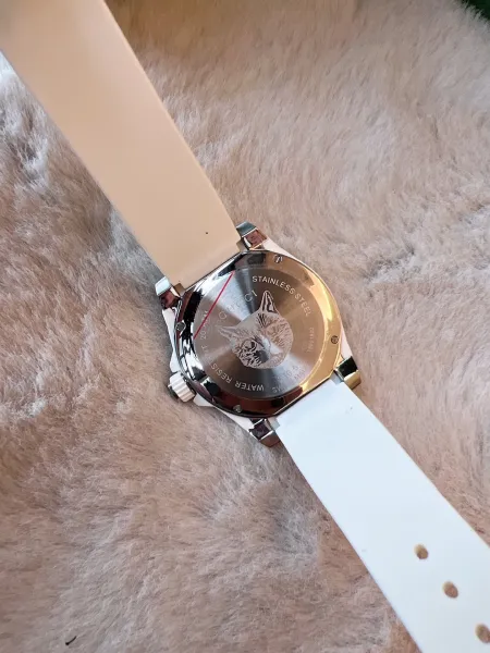 Gucci Dive Cat White Rubber Strap Watch Watches - 8
