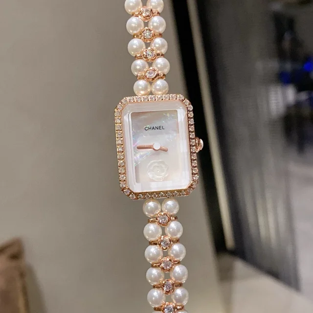 Chanel Watches Rectangular Camellia Dial Pearl Bracelet Watch product detail image 10