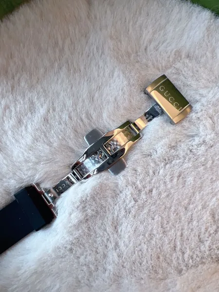 Gucci Dive Cat White Rubber Strap Watch Watches - 18