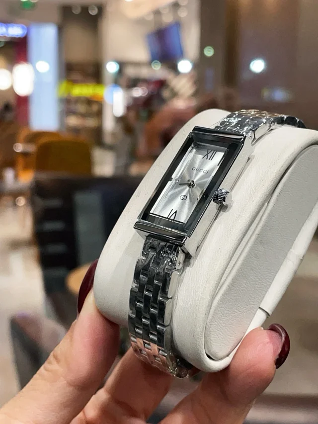 Gucci Watches G-Frame rectangular bracelet watch product detail image 56
