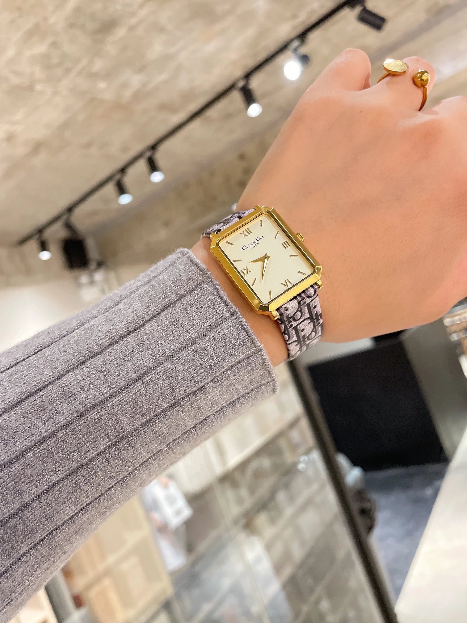 Dior La D de Dior Oblique Print Beige Dial Quartz Watch Watches - 26