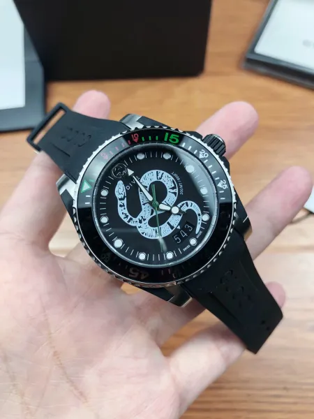 Gucci Dive Snake Black Rubber Watch Watches - 28
