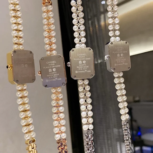 Chanel Watches Rectangular Camellia Dial Pearl Bracelet Watch product detail image 6