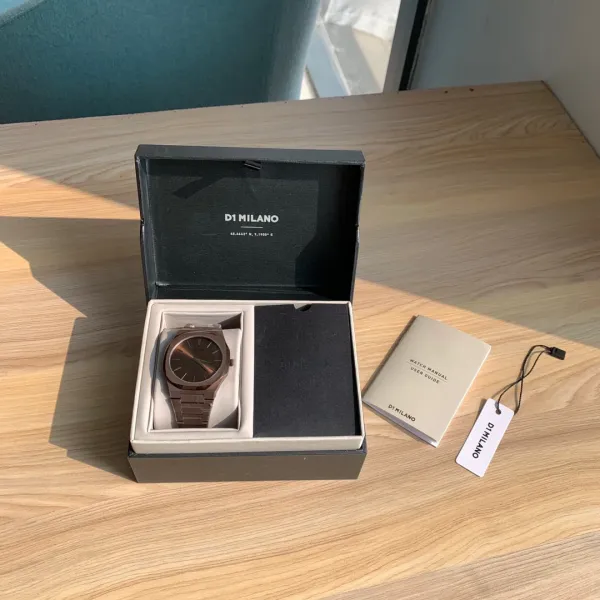 Design D1 Milano Ultra Thin Rose Gold Watch with Burgundy Dial Watches - 38