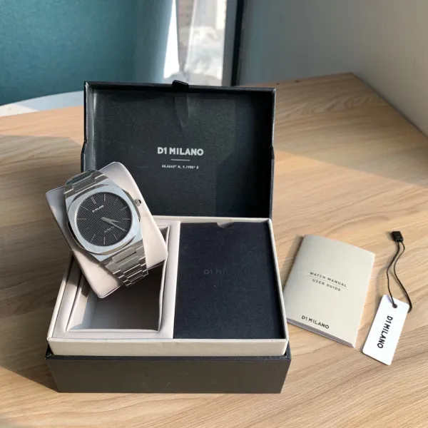 Design D1 Milano Ultra Thin Rose Gold Watch with Burgundy Dial Watches - 22