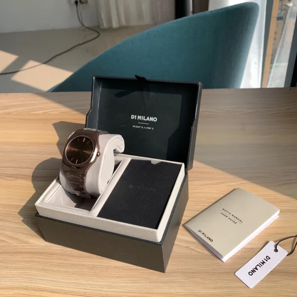 Design D1 Milano Ultra Thin Rose Gold Watch with Burgundy Dial Watches - 40