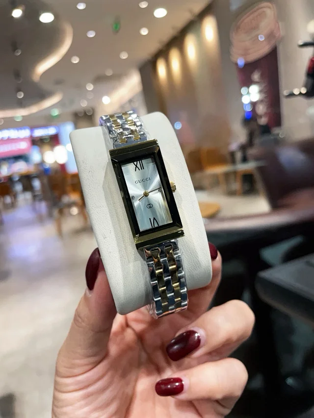 Gucci Watches G-Frame rectangular bracelet watch product detail image 37