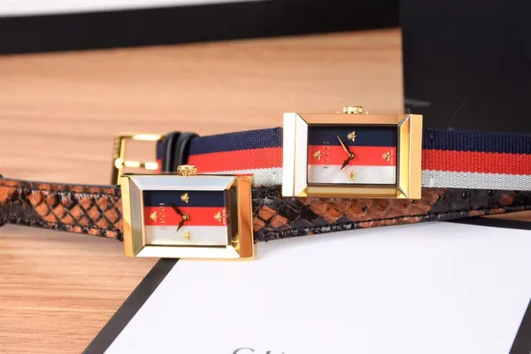 Gucci G-Timeless Floral Print White Leather Strap Quartz Watch Watches - 16
