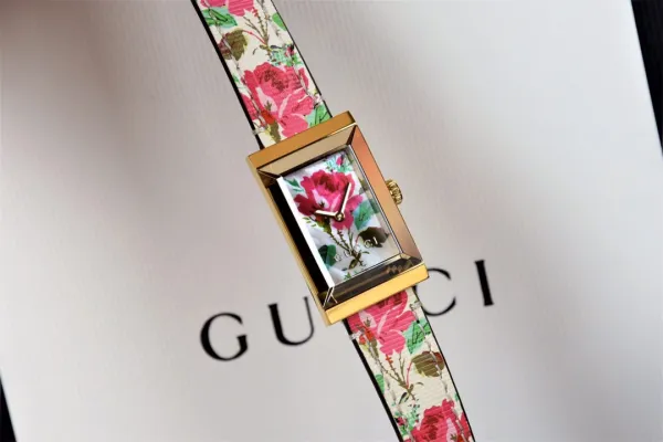 Gucci G-Timeless Floral Print White Leather Strap Quartz Watch Watches - 23