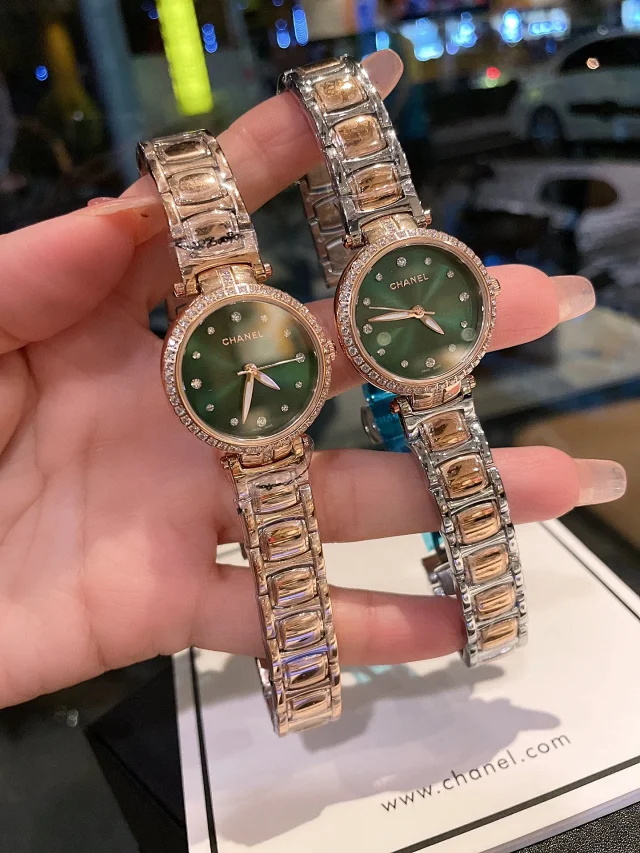 Chanel Watches Crystal Bezel Mother-of-Pearl Dial Bracelet Watch product detail image 15