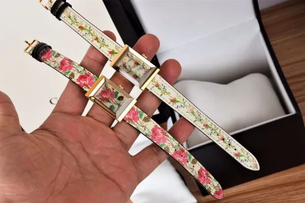 Gucci G-Timeless Floral Print White Leather Strap Quartz Watch Watches - 22
