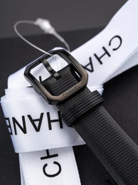 Chanel Mademoiselle Privé Watch Black and Gold Quartz Watch with Leather Strap Watches - 40