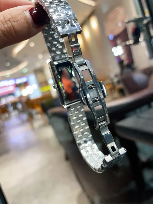 Gucci Watches G-Frame rectangular bracelet watch product detail image 61