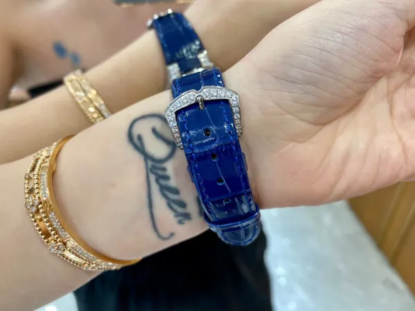 Van Cleef & Arpels Poetic Complications Midnight Bloom Blue Sapphire and Diamond Watch Watches - 16