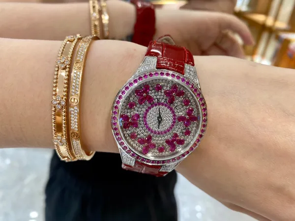 Van Cleef & Arpels Poetic Complications Midnight Bloom Blue Sapphire and Diamond Watch Watches - 30