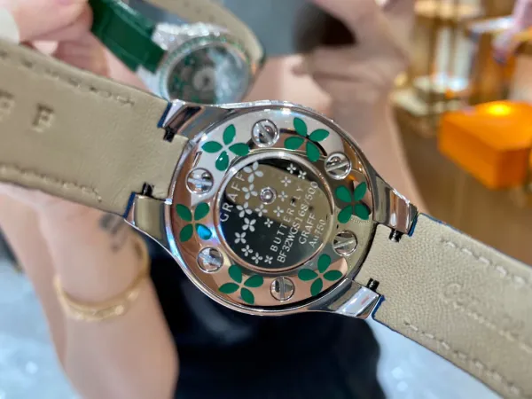 Van Cleef & Arpels Poetic Complications Midnight Bloom Blue Sapphire and Diamond Watch Watches - 26