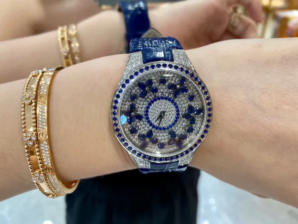 Van Cleef & Arpels Poetic Complications Midnight Bloom Blue Sapphire and Diamond Watch Watches - 14