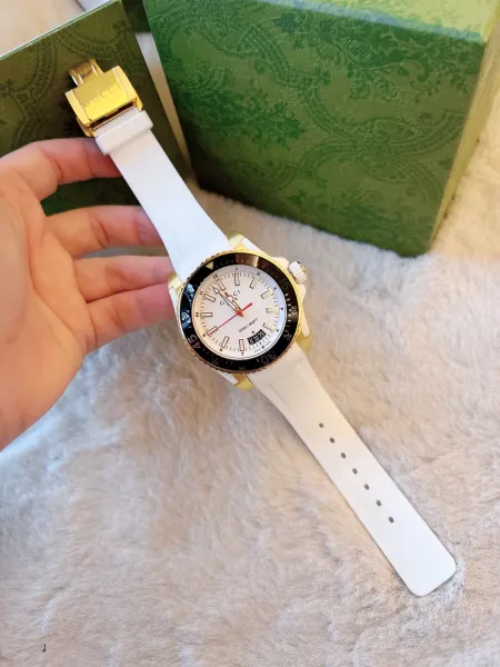 Gucci Dive Snake White Gold Watch Watches - 39