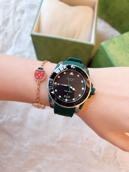 Gucci Dive Snake White Gold Watch Watches - 33
