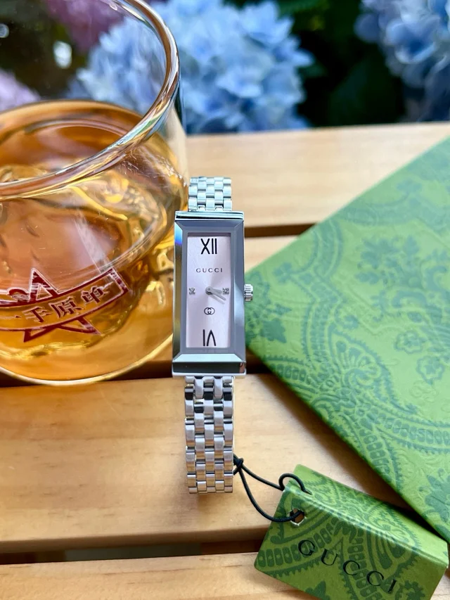 Gucci Watches G-Frame rectangular bracelet watch product detail image 7