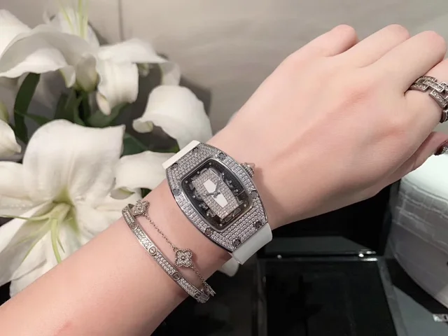 Richard Mille Watches RM 007-1 diamond-set tonneau watch product detail image 7