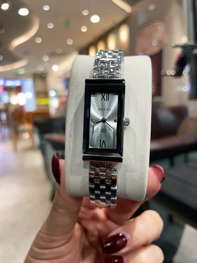 Gucci Watches G-Frame rectangular bracelet watch product detail image 54