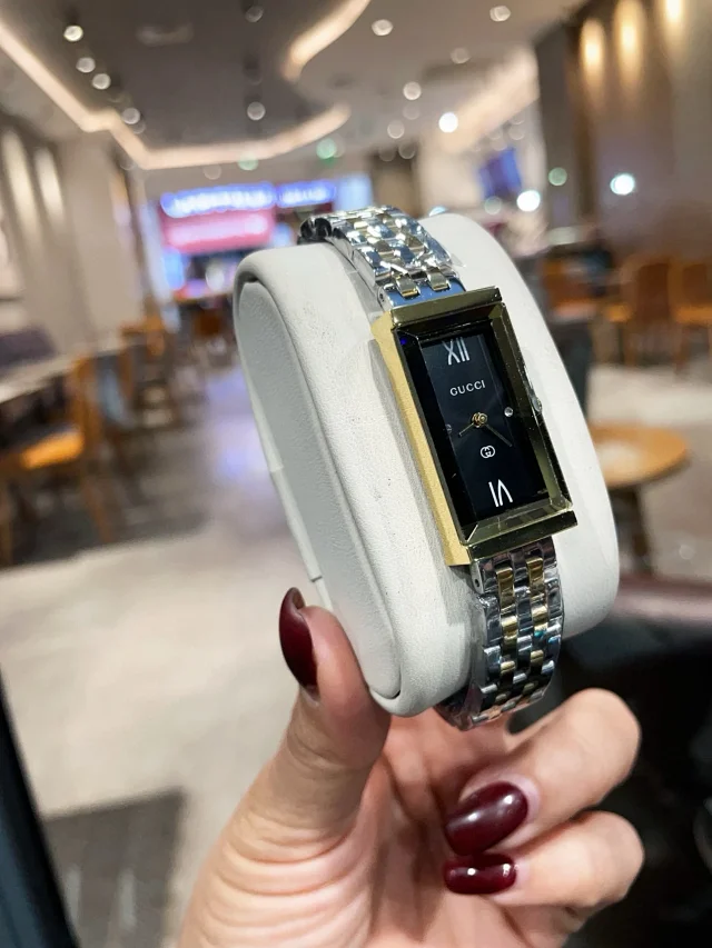 Gucci Watches G-Frame rectangular bracelet watch product detail image 41