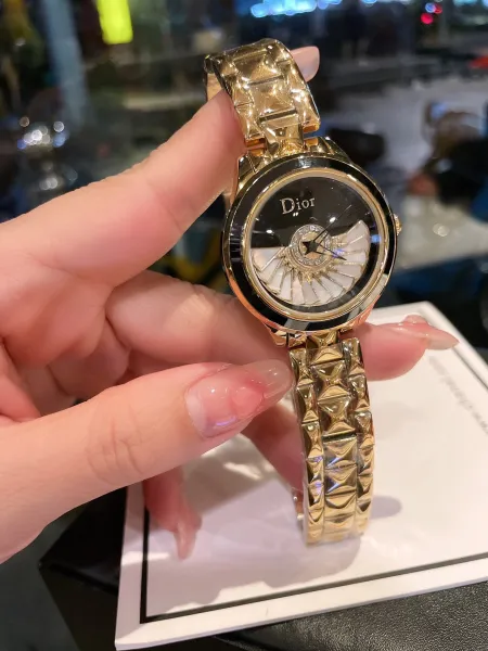 Dior La D de Dior Mother-of-Pearl Dial Silver Watch Watches - 12