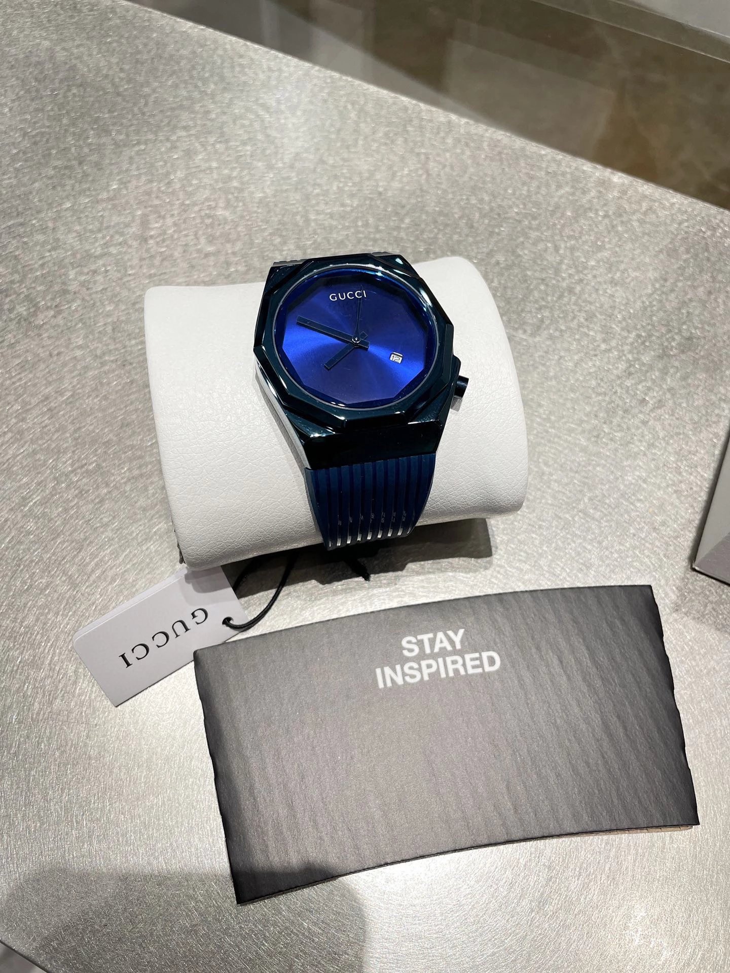 Gucci Grip Blue Dial Black Ceramic Watch Watches - 35