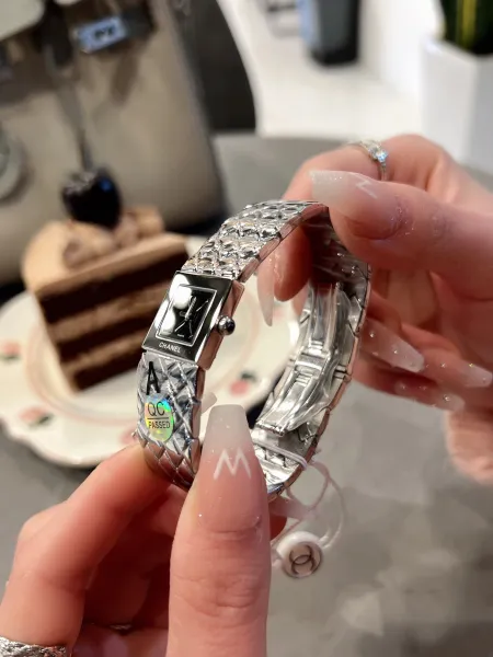 Chanel Première Re-Edition Silver Quilted Metal Watch Watches - 5