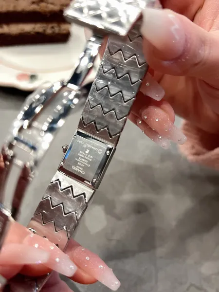 Chanel Première Re-Edition Silver Quilted Metal Watch Watches - 8