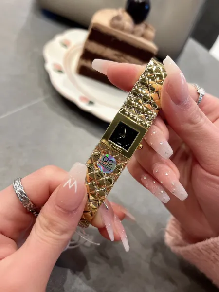 Chanel Première Re-Edition Silver Quilted Metal Watch Watches - 12